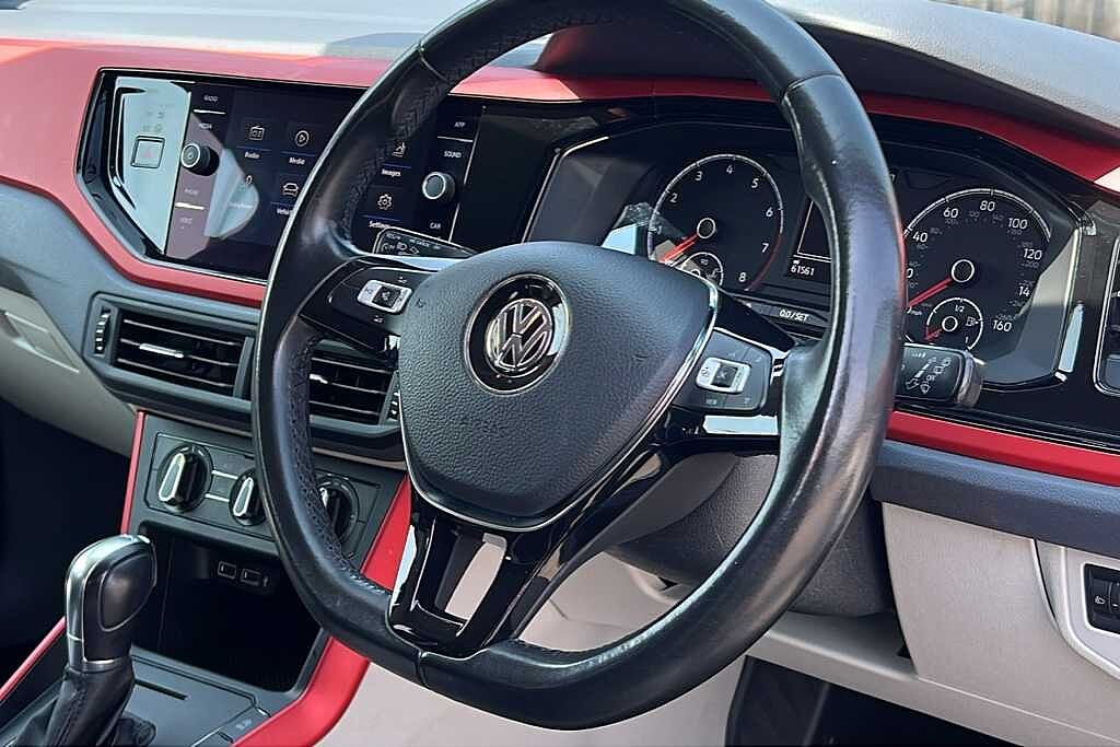 Volkswagen Polo MK6 Hatchback 5Dr 1.0 TSI 95PS beats